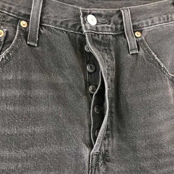 Vintage LEVIS Black Distressed Cutoff Denim Shorts 31 - Picture 4 of 14